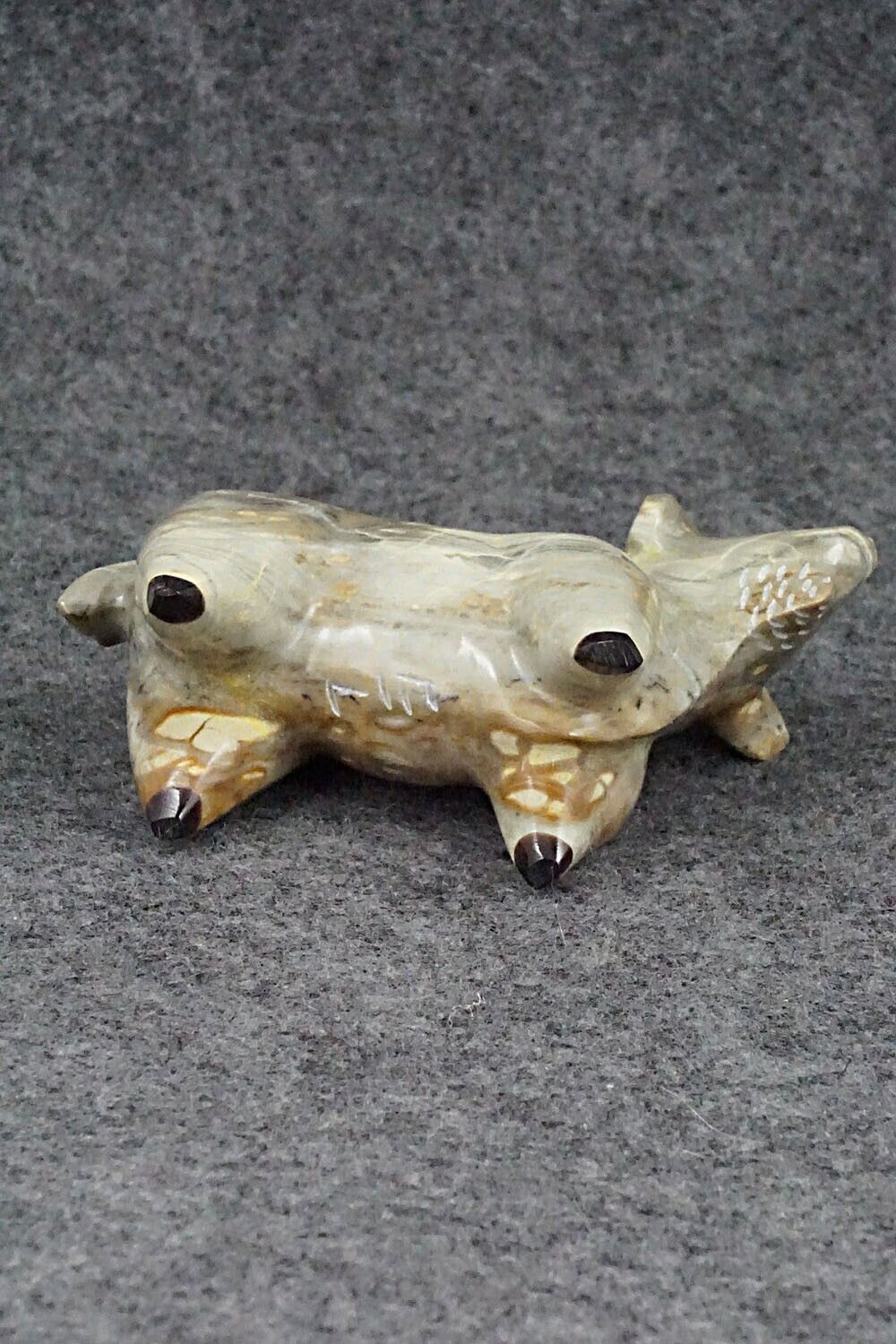 Goat Zuni Fetish Carving - Enrike Leekya