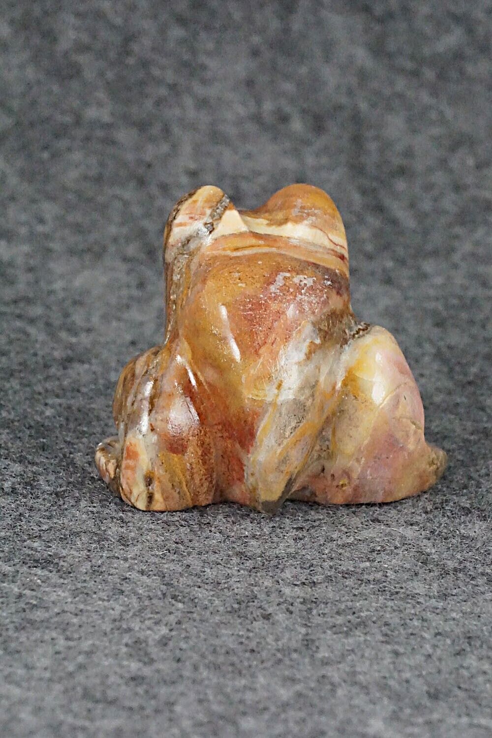Frog Zuni Fetish Carving - Andres Lementino