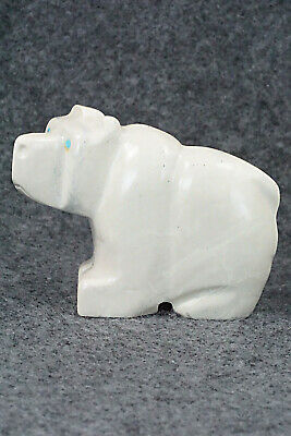 Bear Zuni Fetish Carving - Gilbert Lonjose