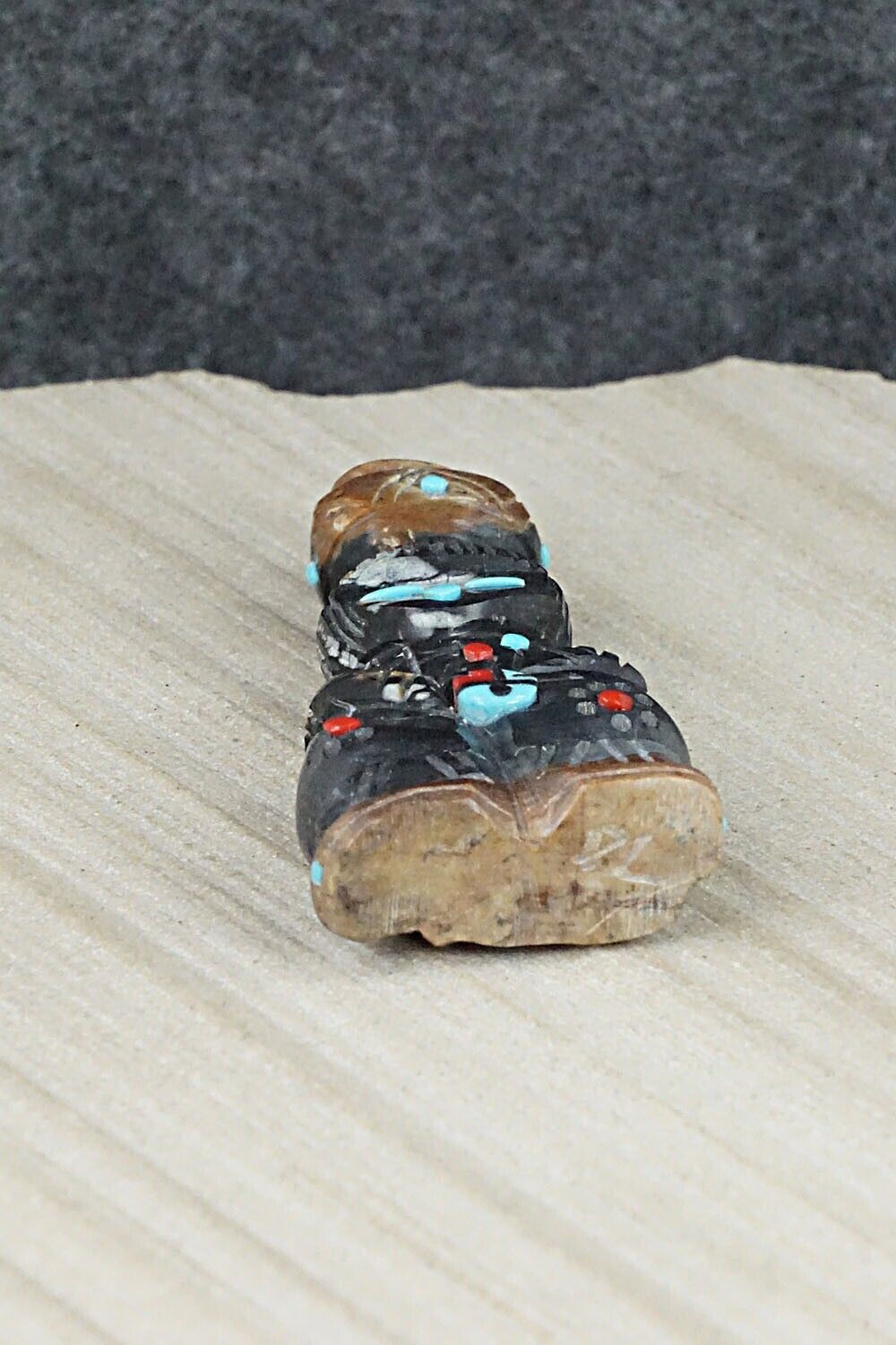 Ola Maiden Zuni Fetish Carving - Danette Laate