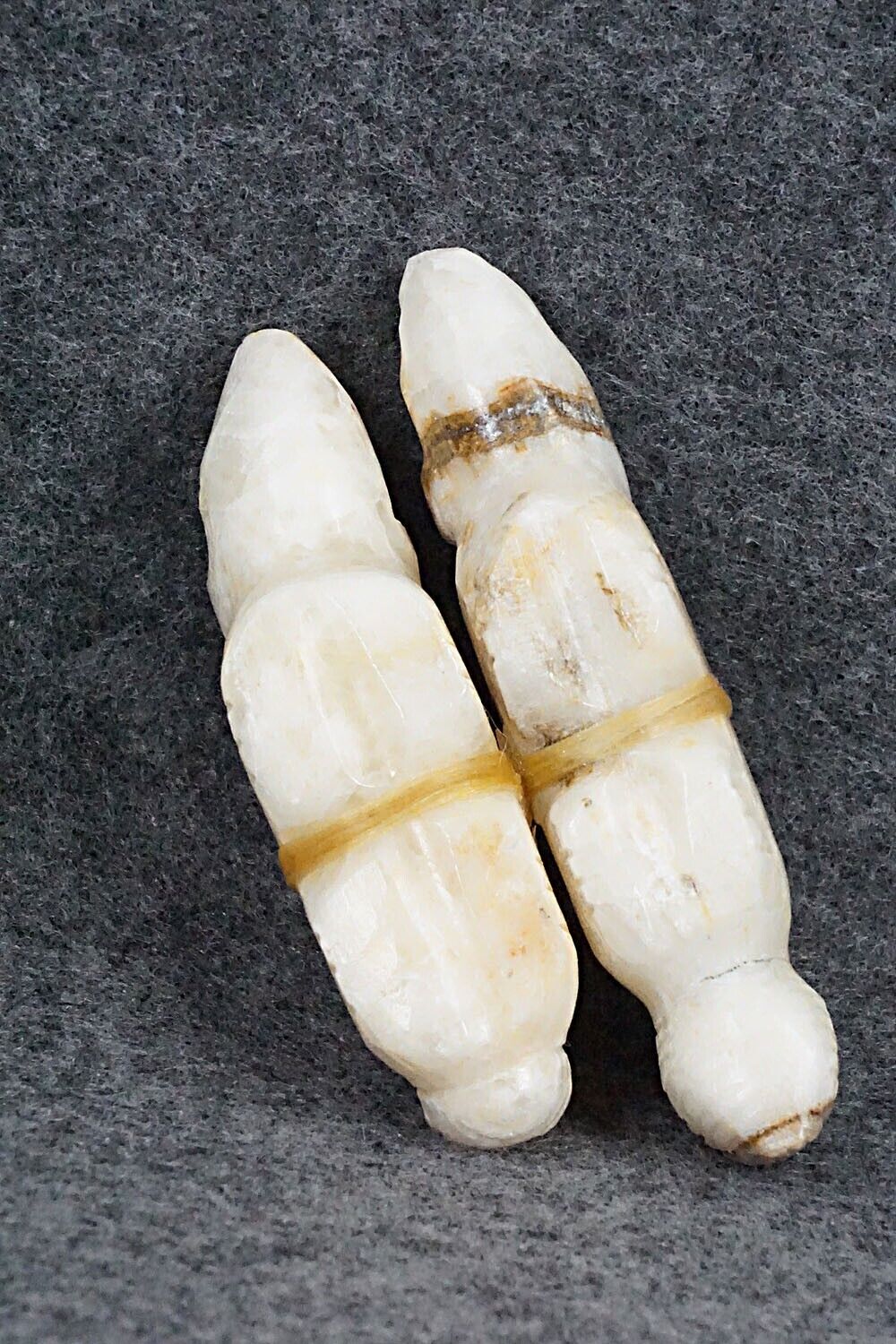 Bear Zuni Fetish Carving - Peter Gasper