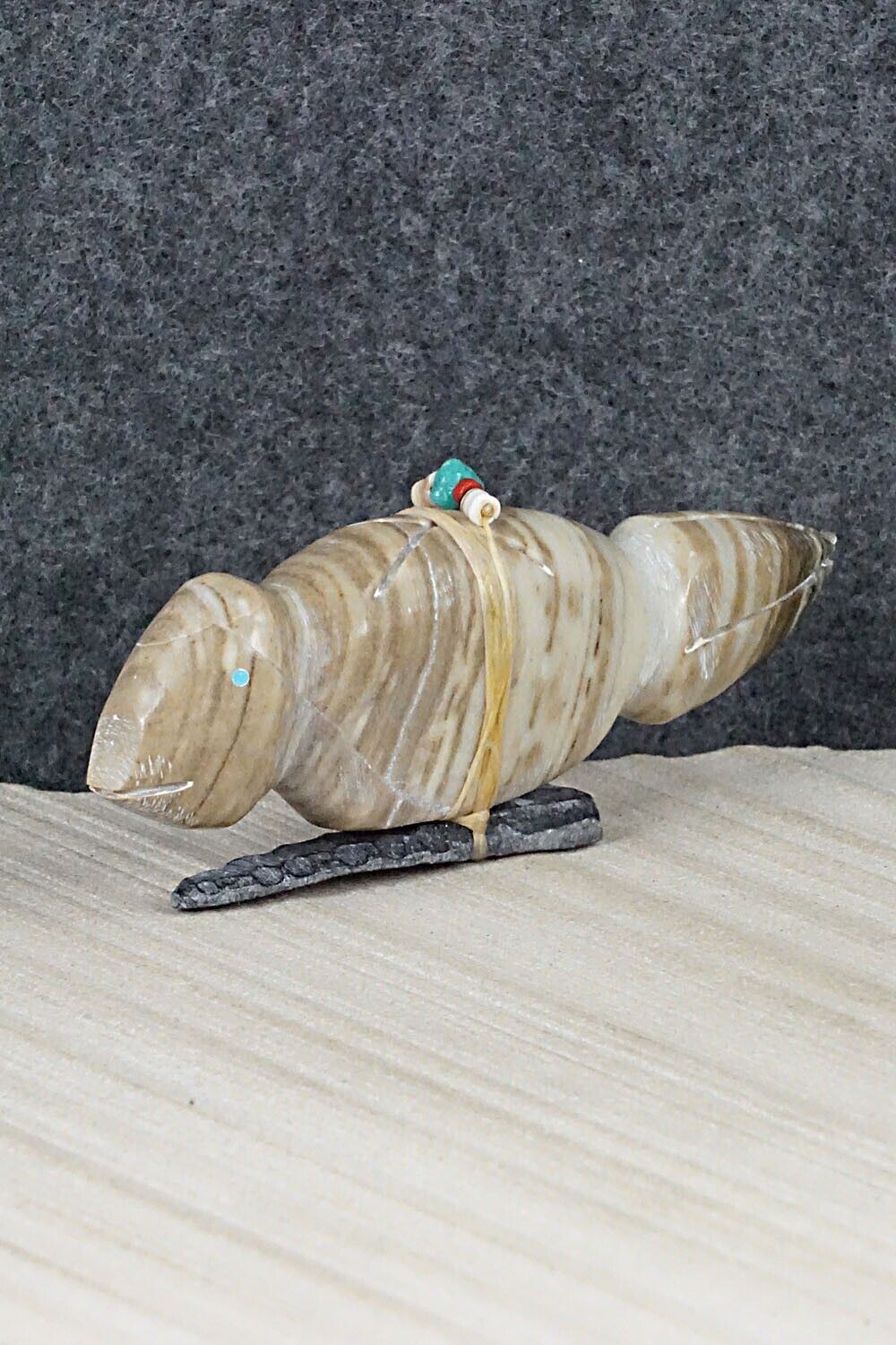 Bird Zuni Fetish Carving - Peter Gasper