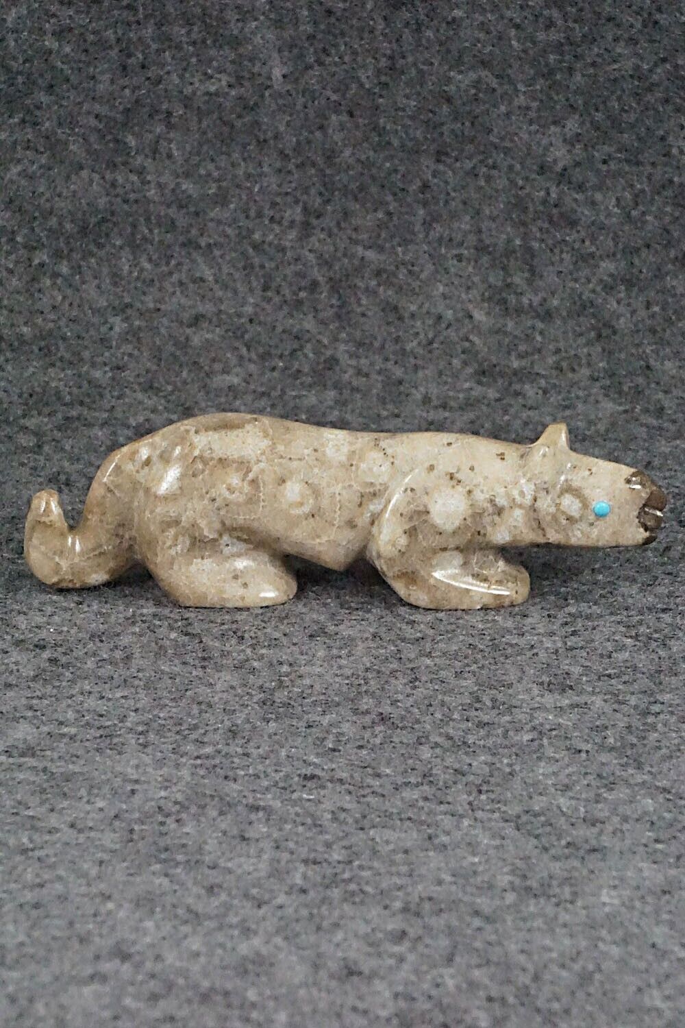Mountain Lion Zuni Fetish Carving - Ronnie Lunasee