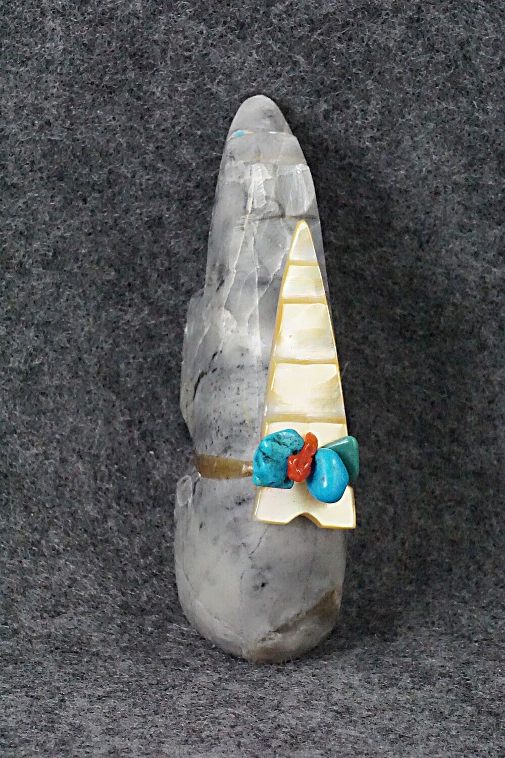 Bear Zuni Fetish Carving - Joshua Leki