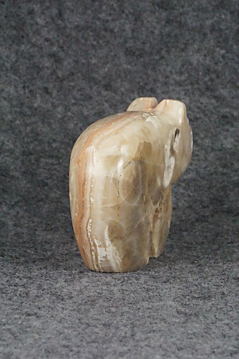 Bear Zuni Fetish Carving - Bernard Laiwakete