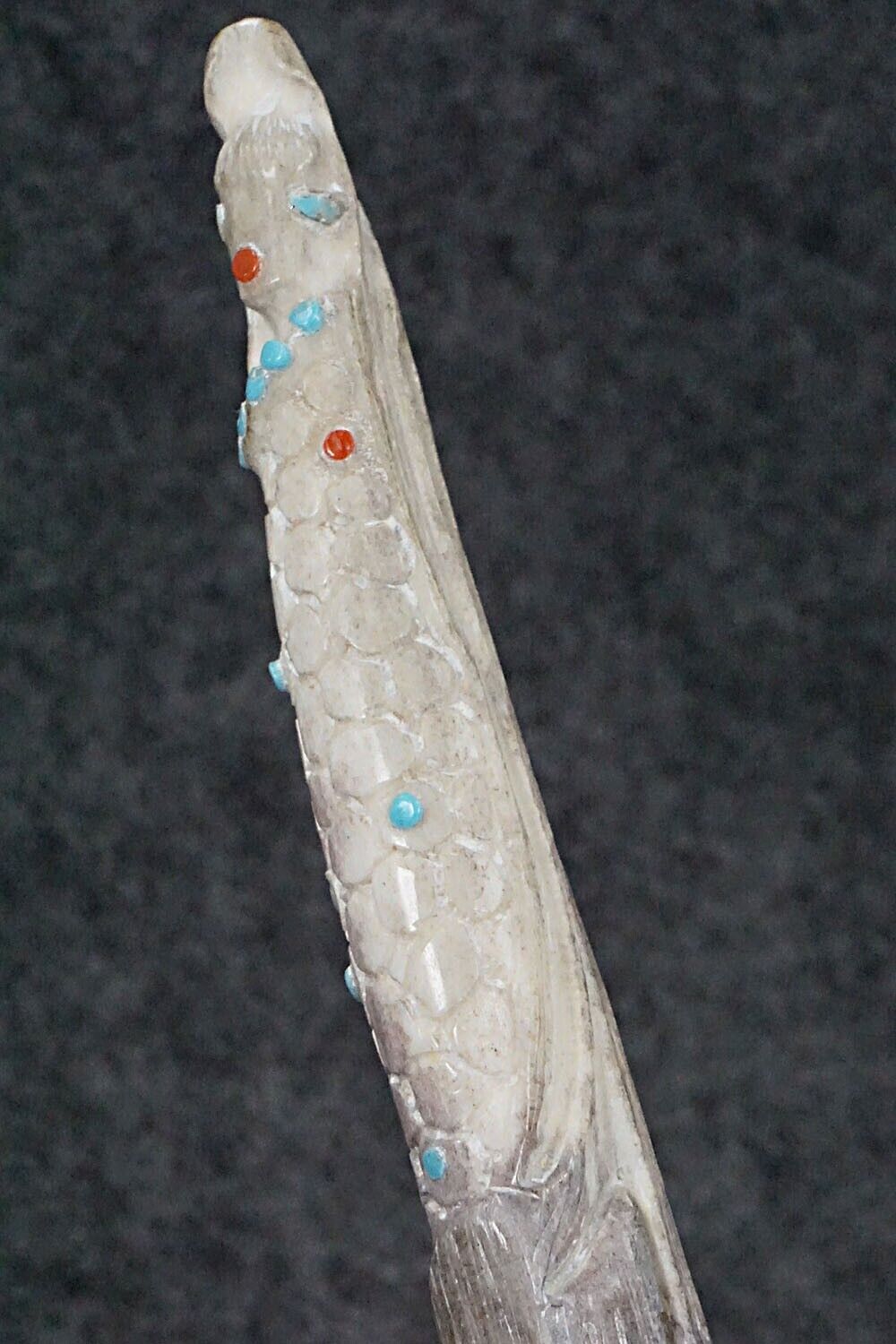 Corn Maiden Zuni Fetish Carving - Derrick Kaamasee