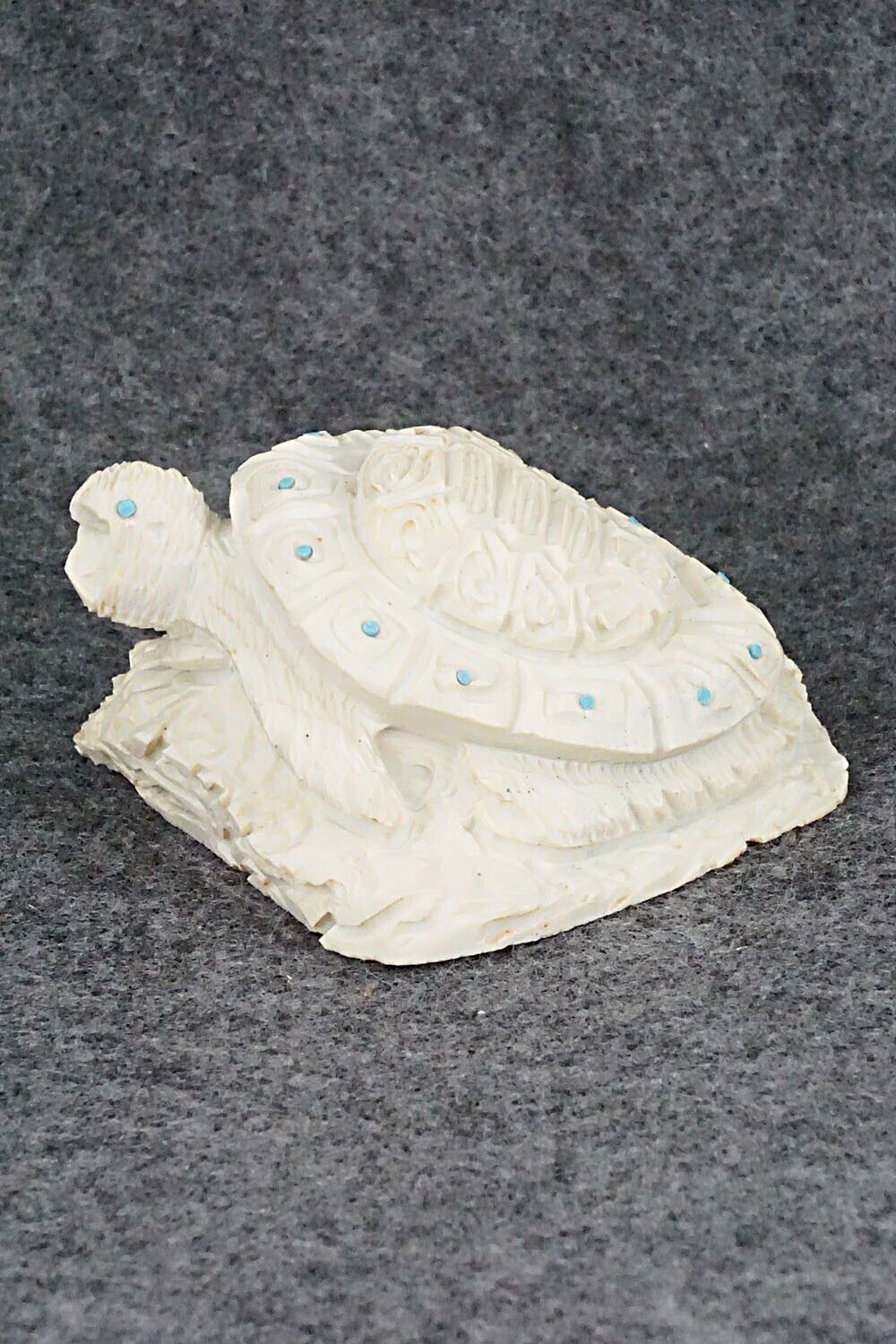 Turtle Zuni Fetish Carving - Adrian Cachini