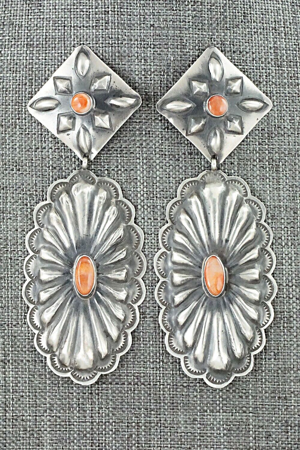 Spiny Oyster and Sterling Silver Earrings - Rita Lee