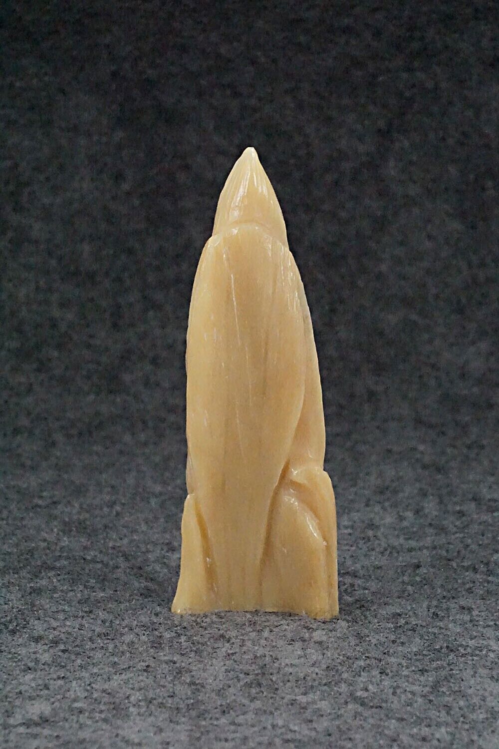 Corn Maiden Zuni Fetish Carving - Derrick Kaamasee