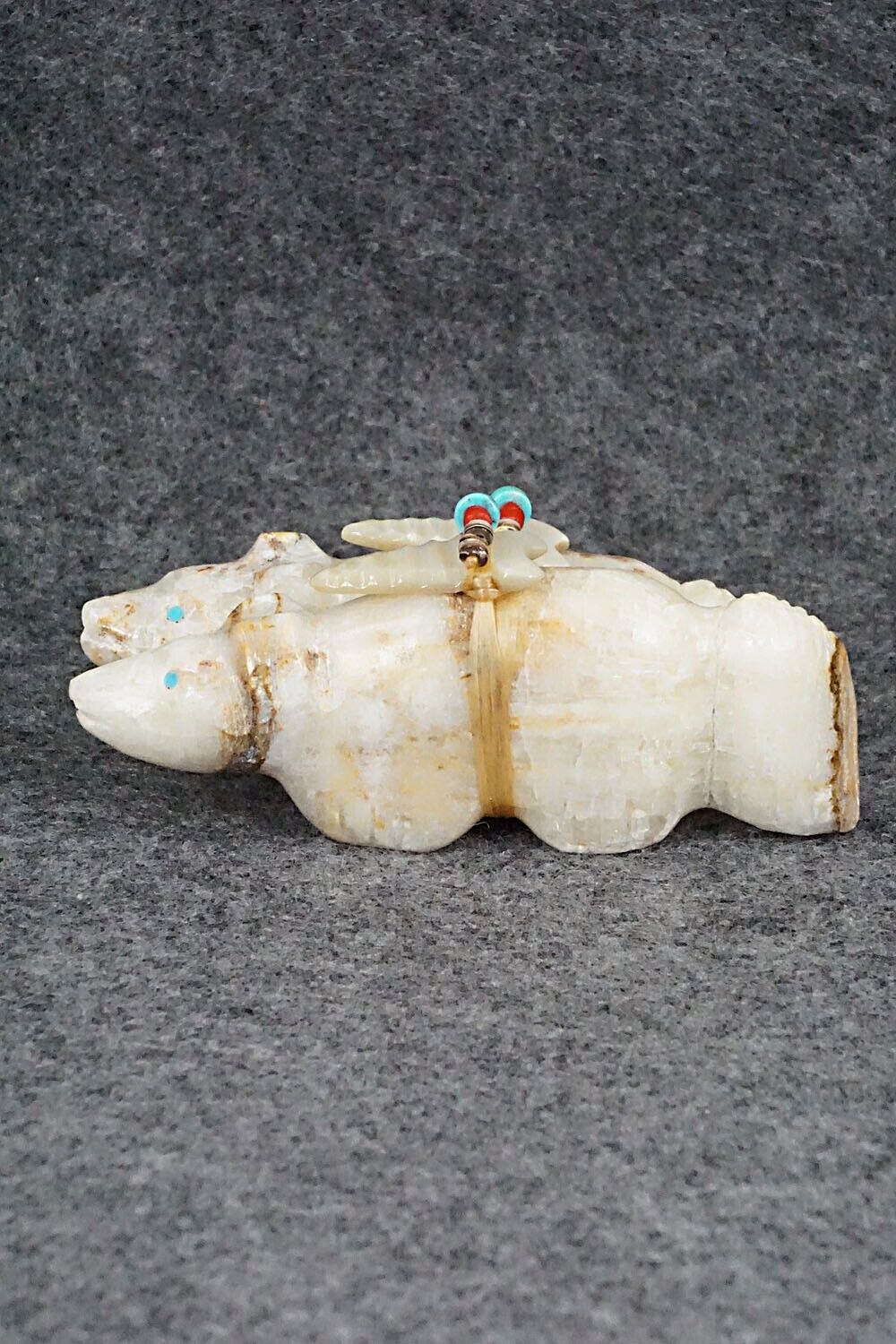 Bear Zuni Fetish Carving - Peter Gasper