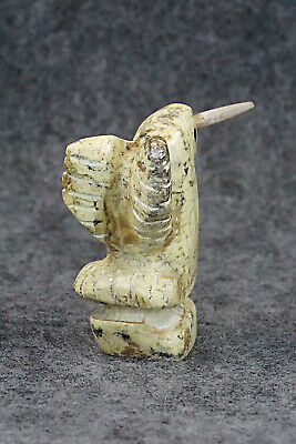 Hummingbird Zuni Fetish Carving - Justin Red Elk