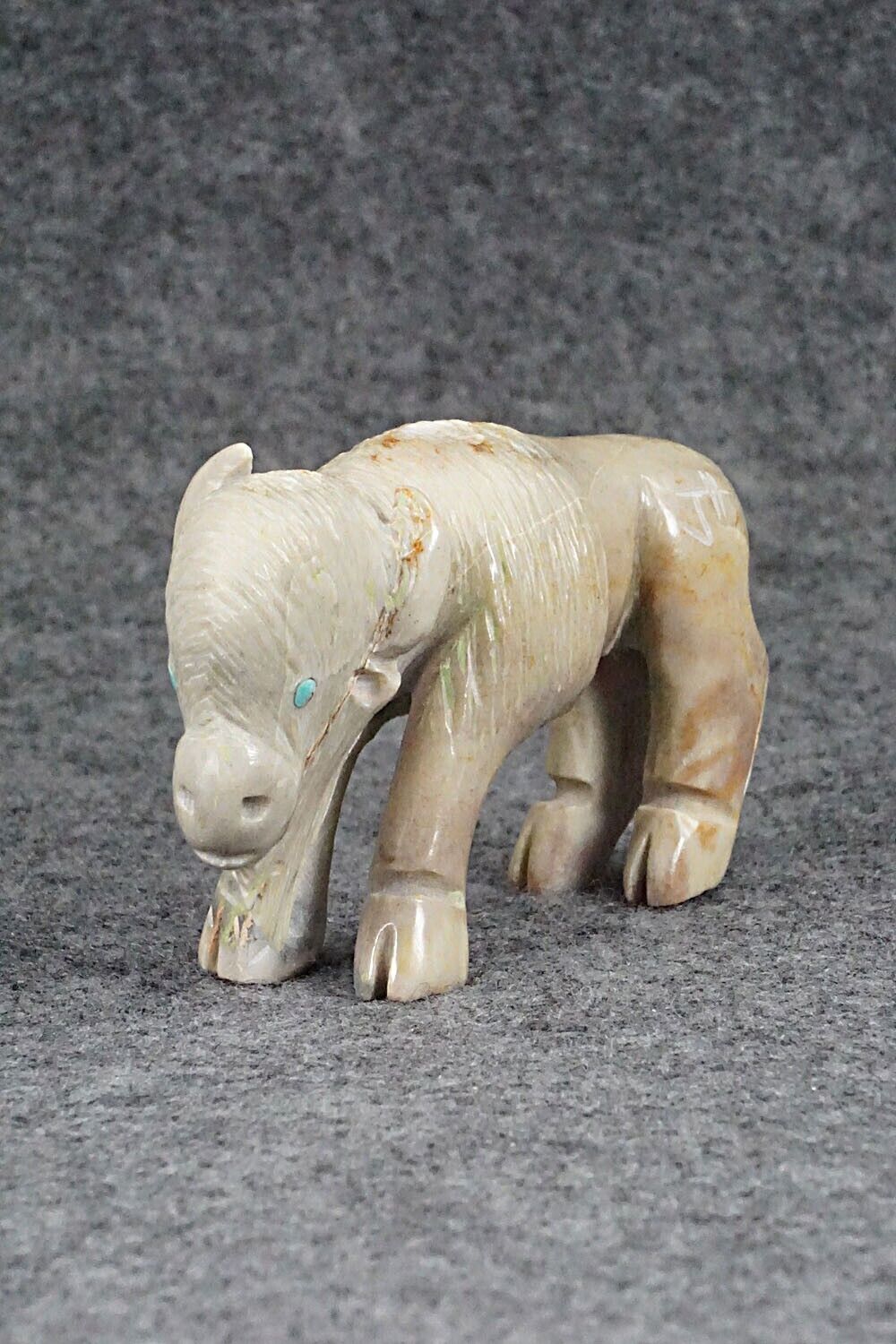 Buffalo Zuni Fetish Carving - Jonas Hustito