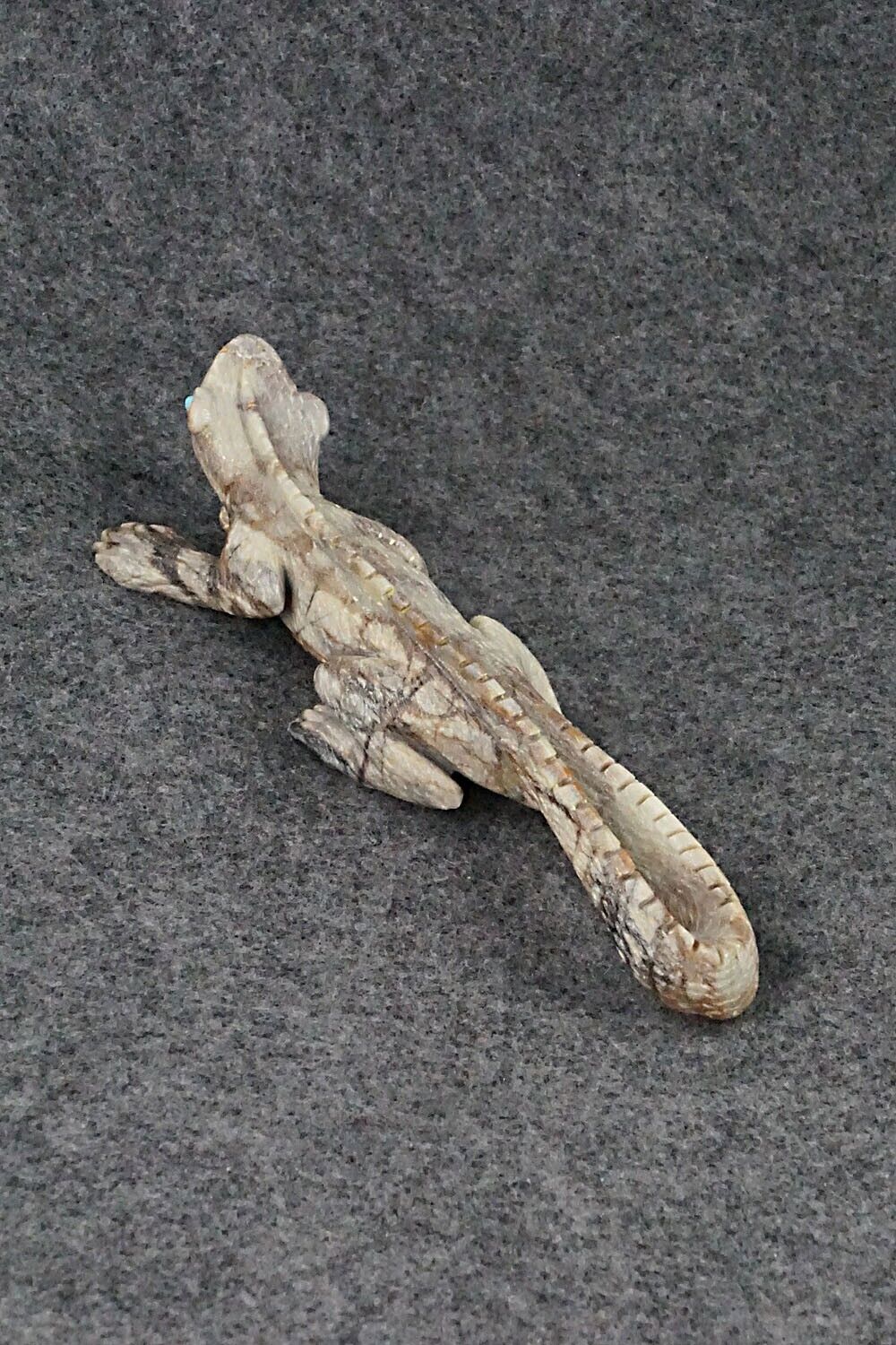 Lizard Zuni Fetish Carving - Lance Cheama