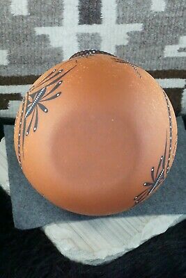 Zuni Pottery - Deldrick Cellicion