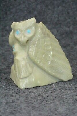 Owl Zuni Fetish Carving - Derrick Kaamasee