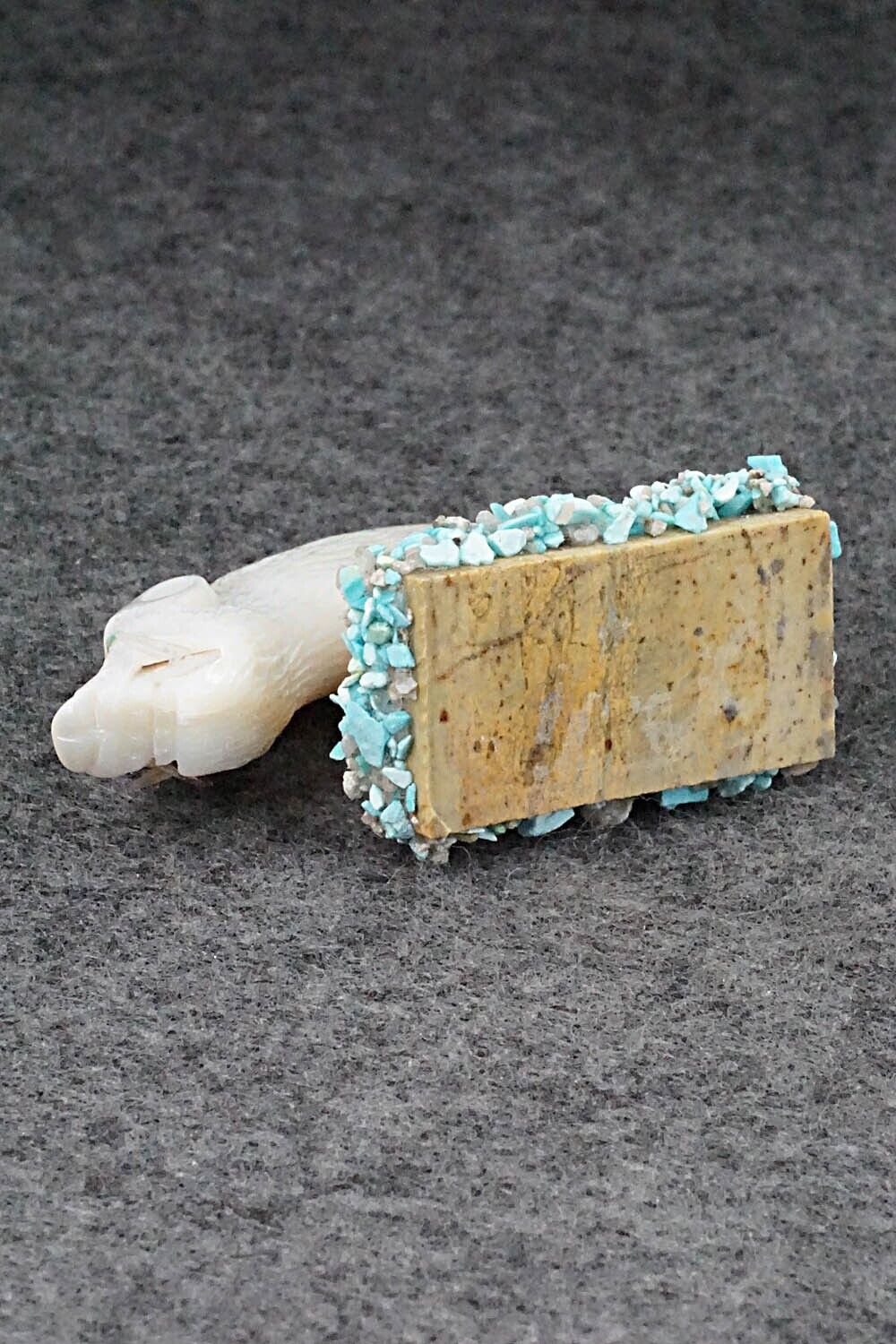 Wolf Zuni Fetish Carving - Randy Lucio
