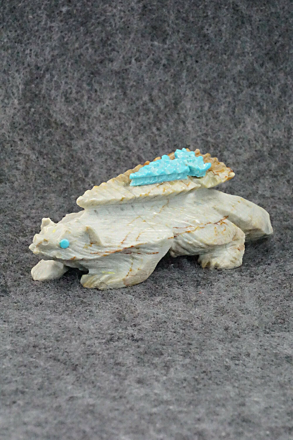 Wolf Zuni Fetish Carving - Alvin Haloo