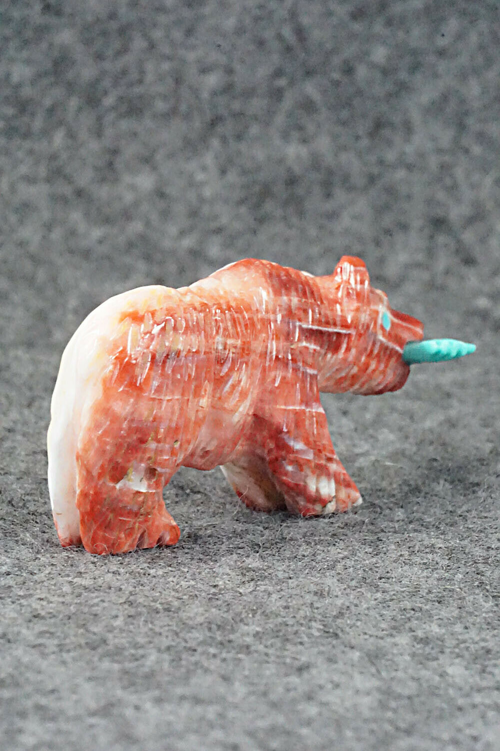 Bear Zuni Fetish Carving - Andres Quandelacy