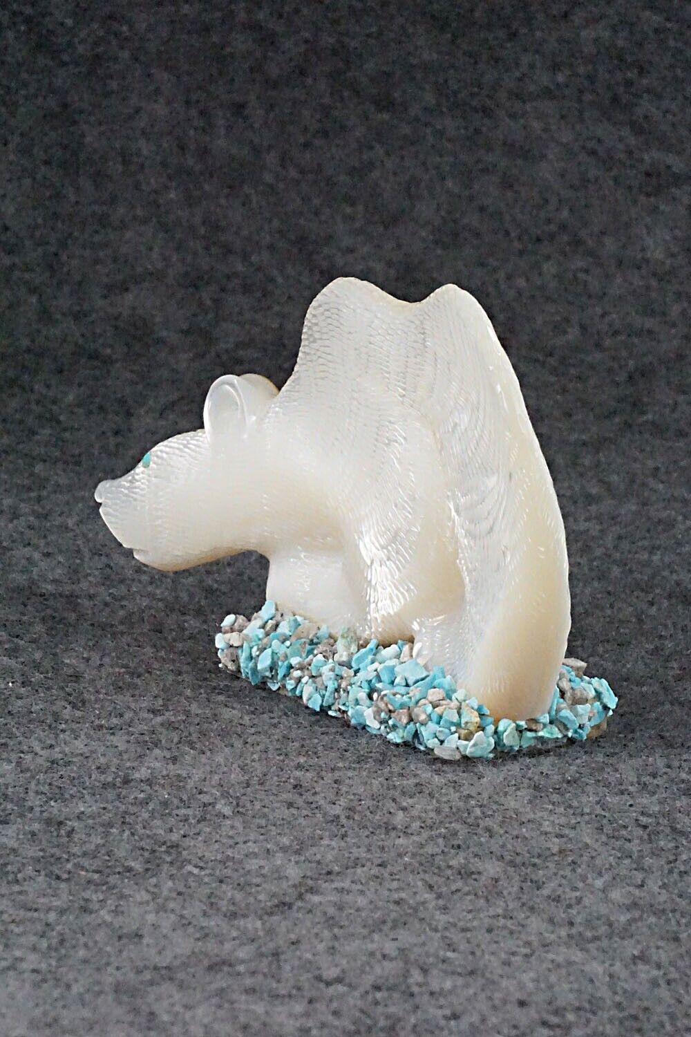 Bear Zuni Fetish Carving - Randy Lucio