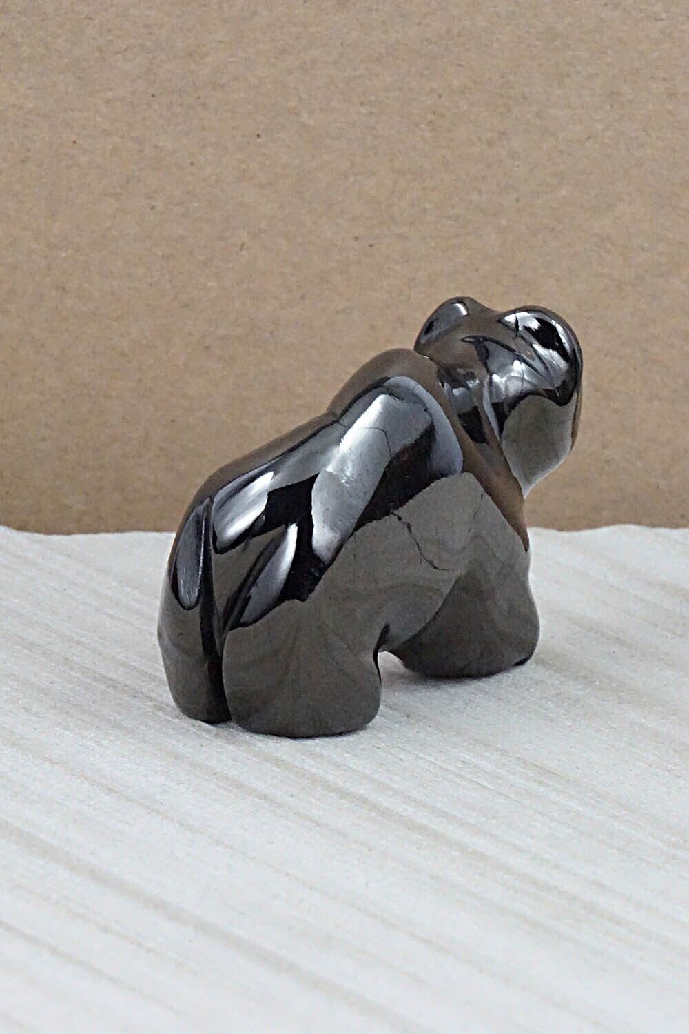 Bear Zuni Fetish Carving - Daniel Chattin