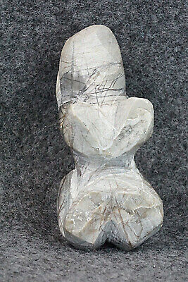 Rabbit Zuni Fetish Carving - Ariane Quam