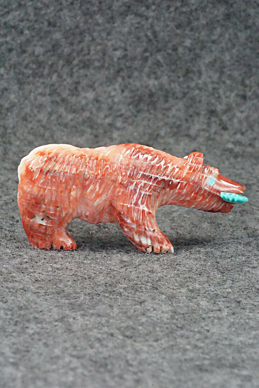 Bear Zuni Fetish Carving - Andres Quandelacy
