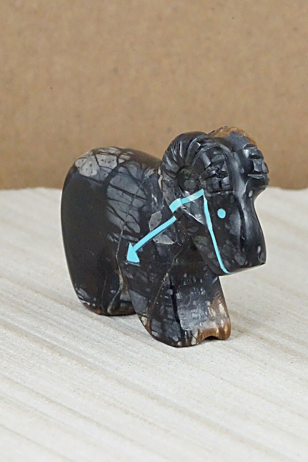 Ram Zuni Fetish Carving - Rodney Laiwakete