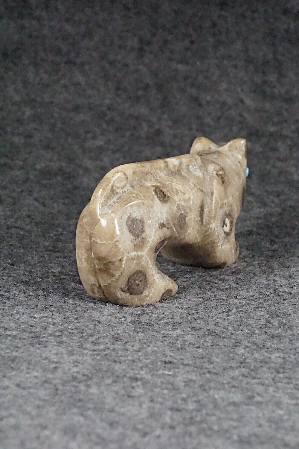 Mountain Lion Zuni Fetish Carving - Ronnie Lunasee