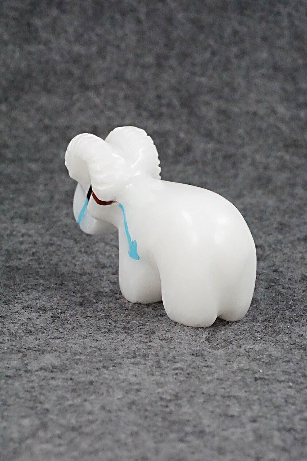 Ram Zuni Fetish Carving - Rodney Laiwakete