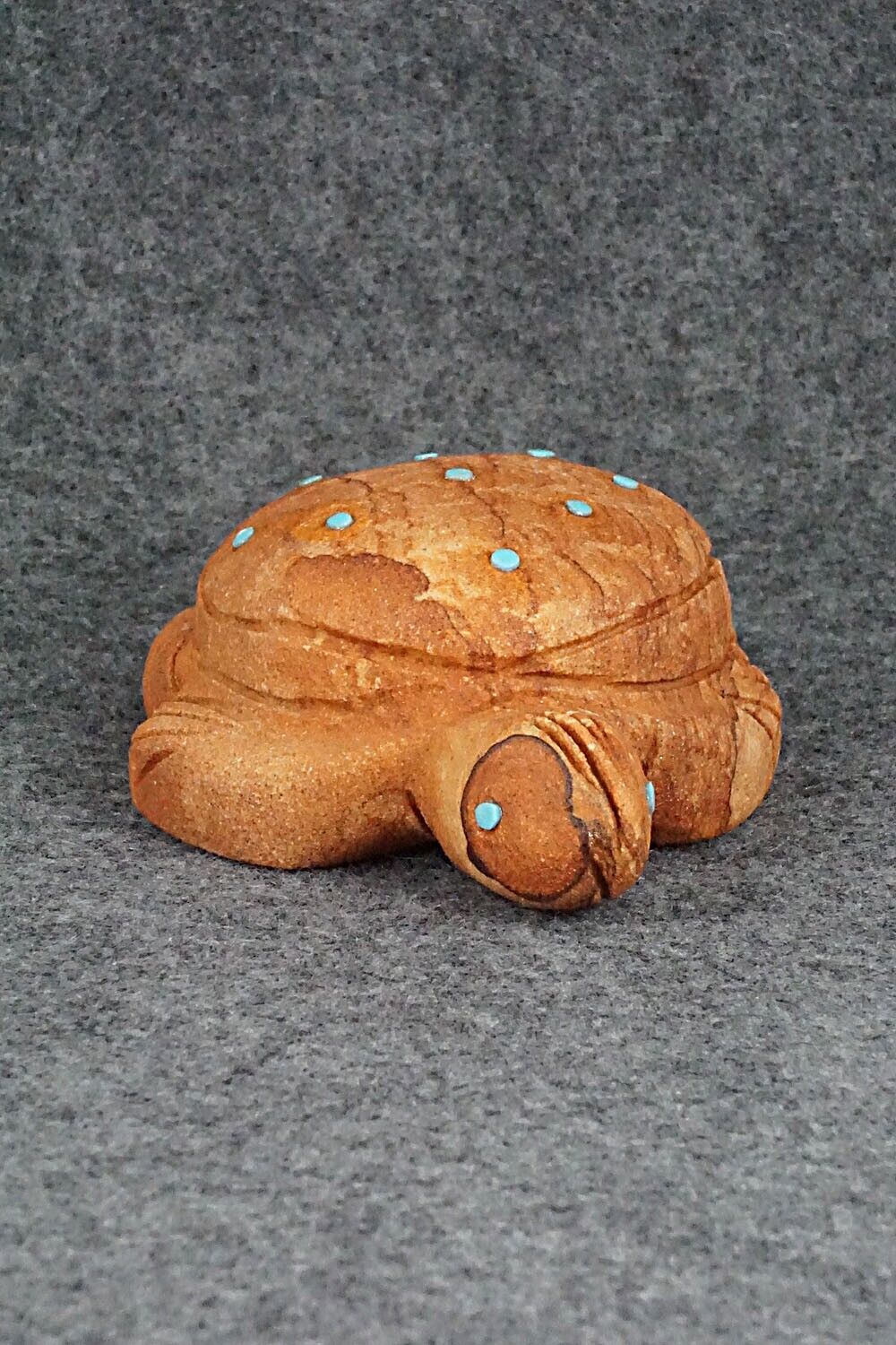 Turtle Zuni Fetish Carving - Louise Ponchuella