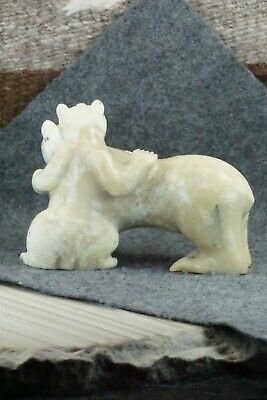 Bear Zuni Fetish Carving - Albert Eustace