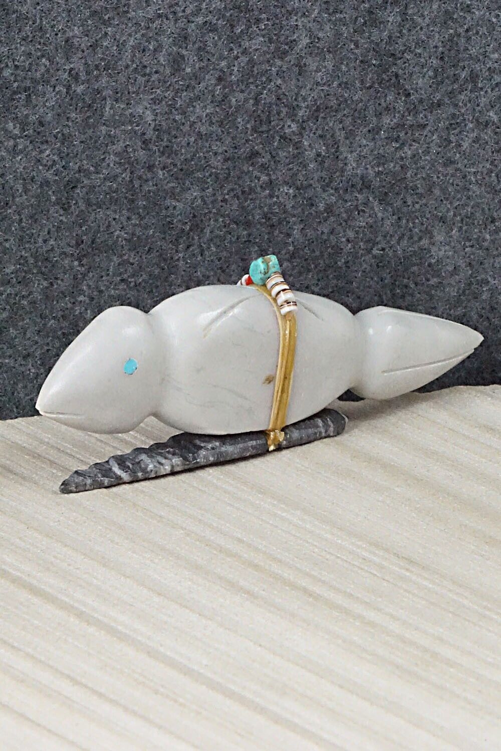Bird Zuni Fetish Carving - Peter Gasper