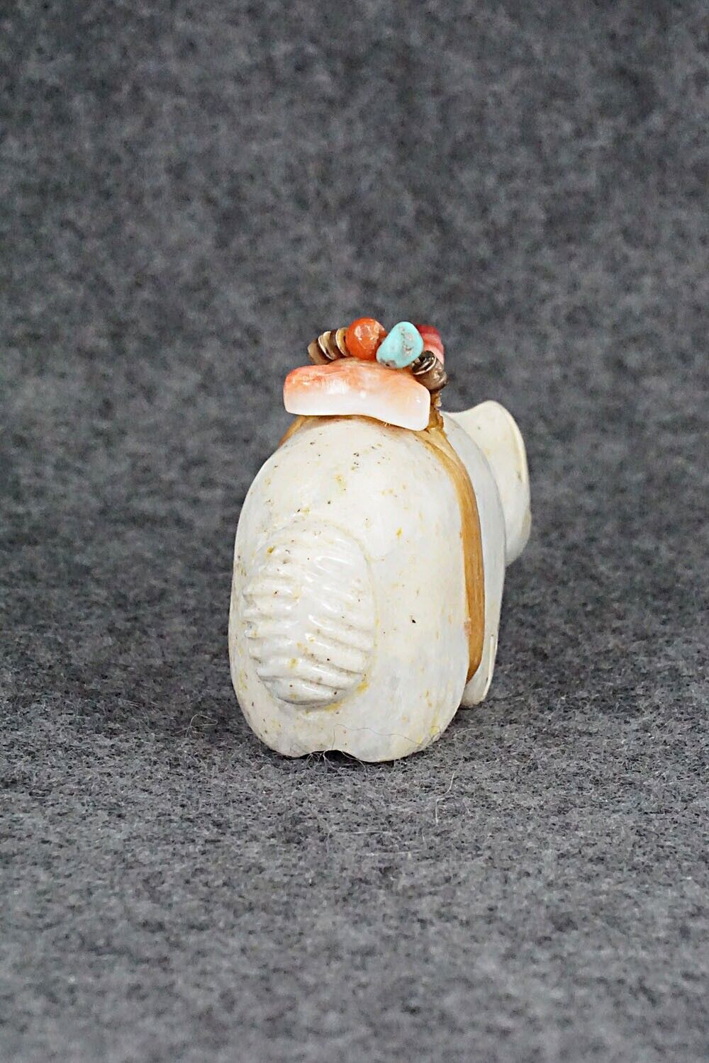 Bear Zuni Fetish Carving - Peter Gasper