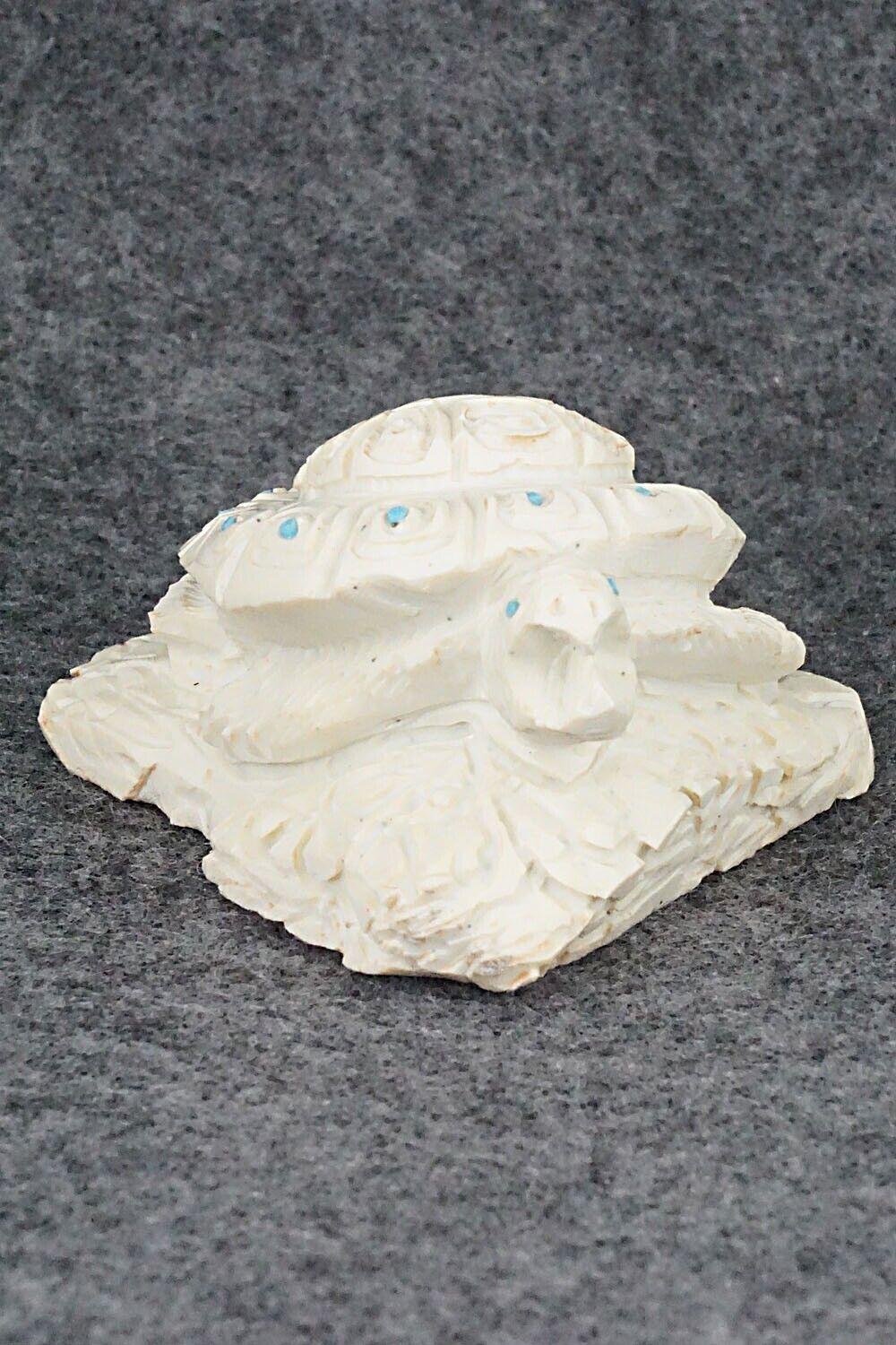 Turtle Zuni Fetish Carving - Adrian Cachini