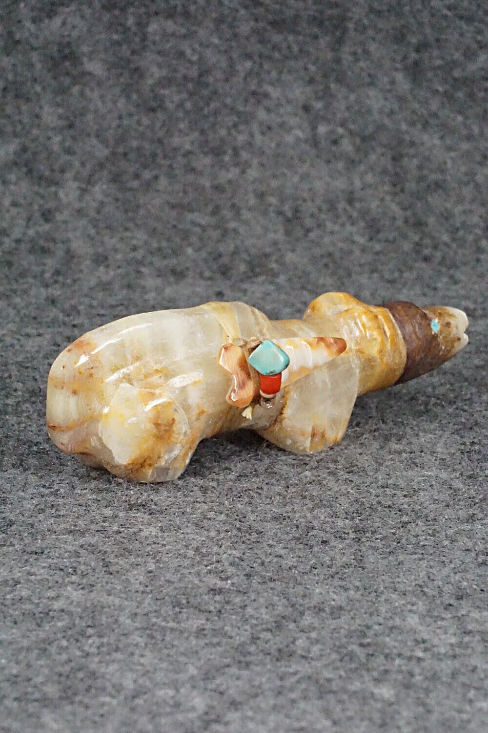 Mountain Lion Zuni Fetish Carving - Peter Gasper