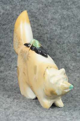 Wolf Zuni Fetish Carving - Enrike Leekya