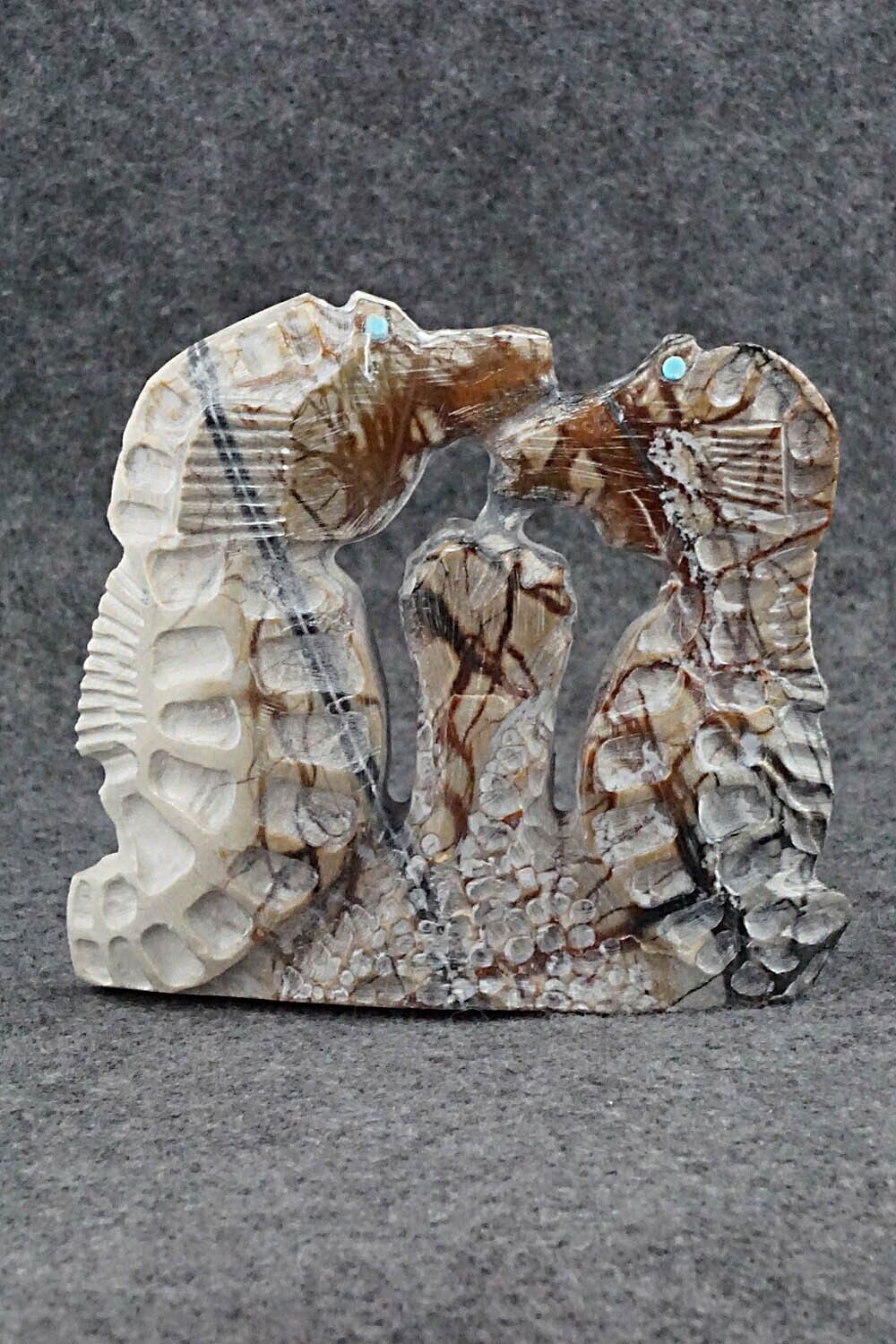 Seahorse Zuni Fetish Carving - Carlton Kaamasee