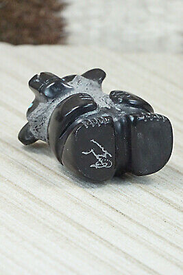 Bear Zuni Fetish Carving - Reynold Lunasee