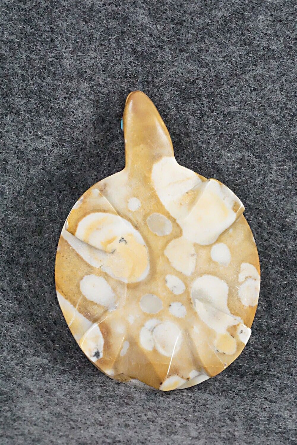 Turtle Zuni Fetish Carving - Ronnie Lunasee