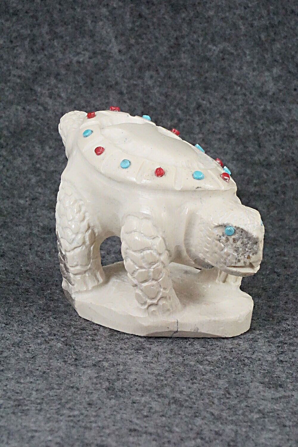 Turtle Zuni Fetish Carving - Carlton Kaamasee