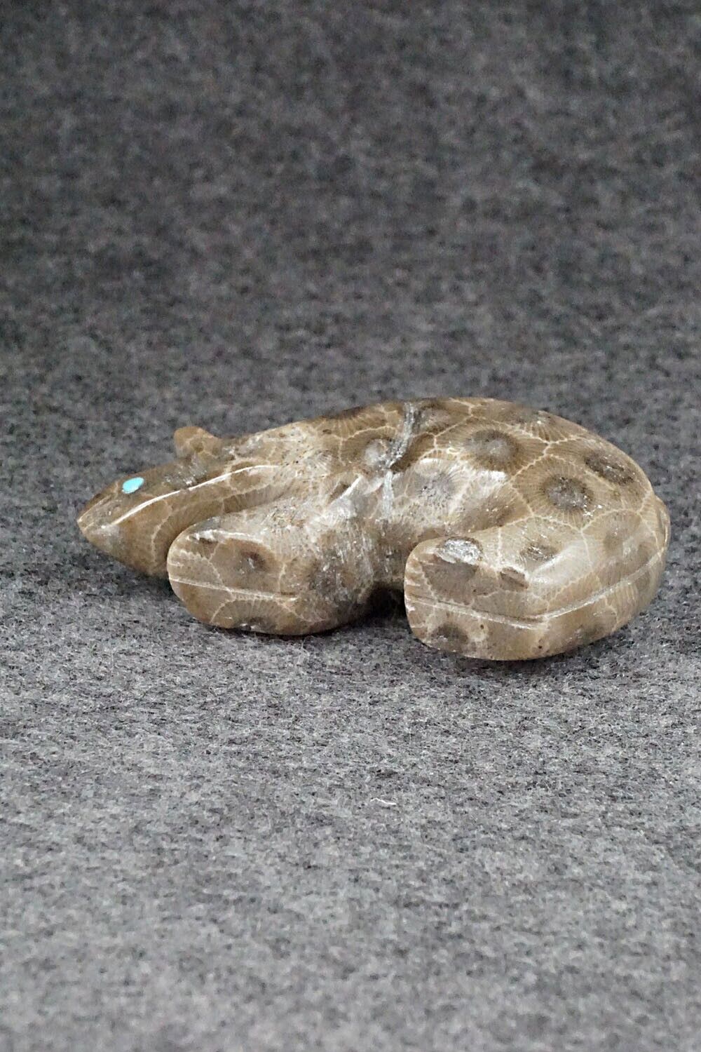 Mountain Lion Zuni Fetish Carving - Ronnie Lunasee