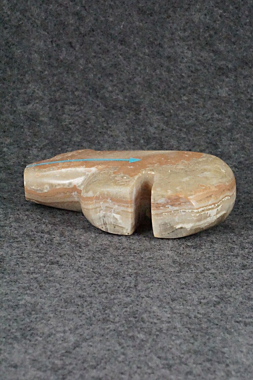 Bear Zuni Fetish Carving - Bernard Laiwakete