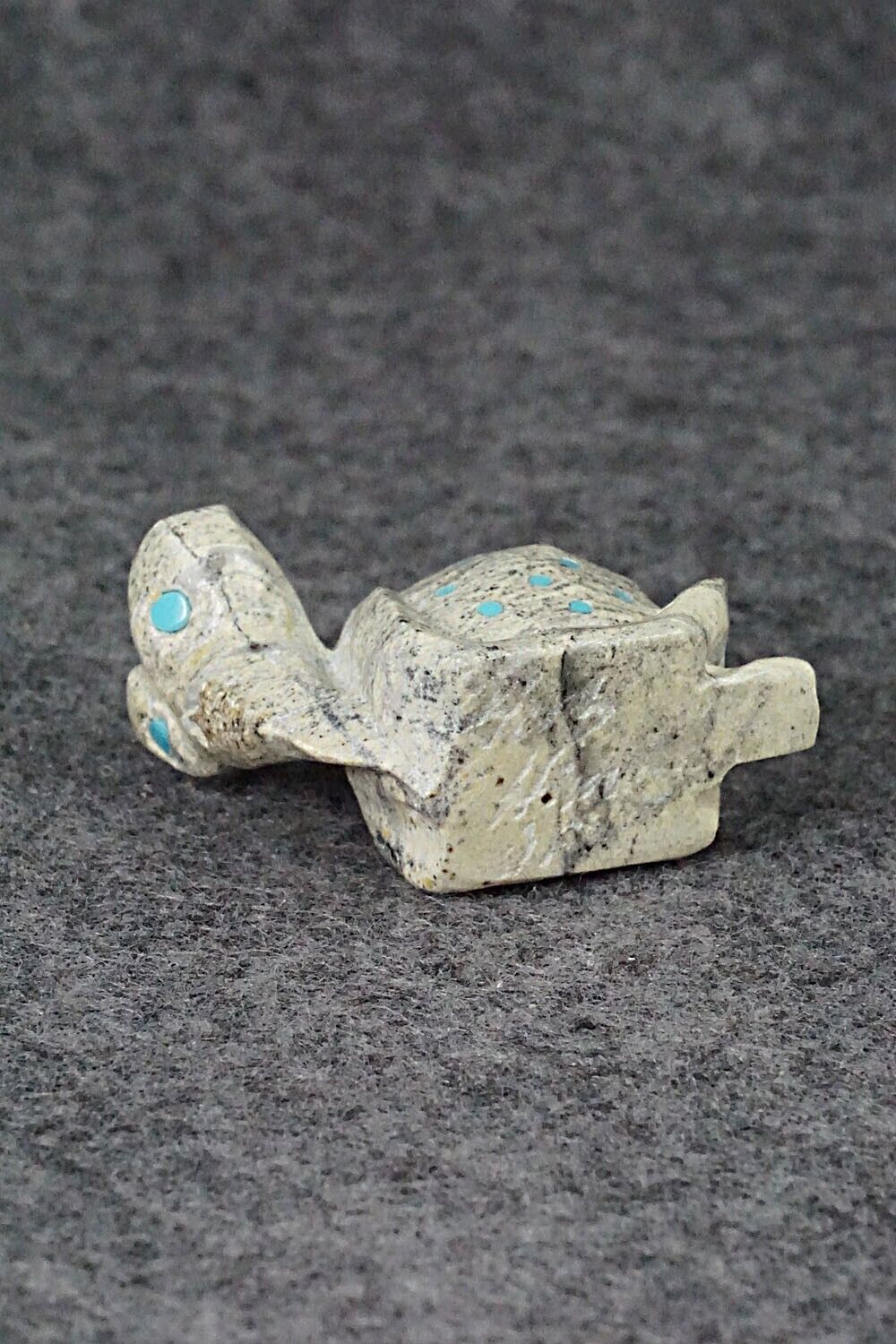 Snail Zuni Fetish Carving - Herbert Him