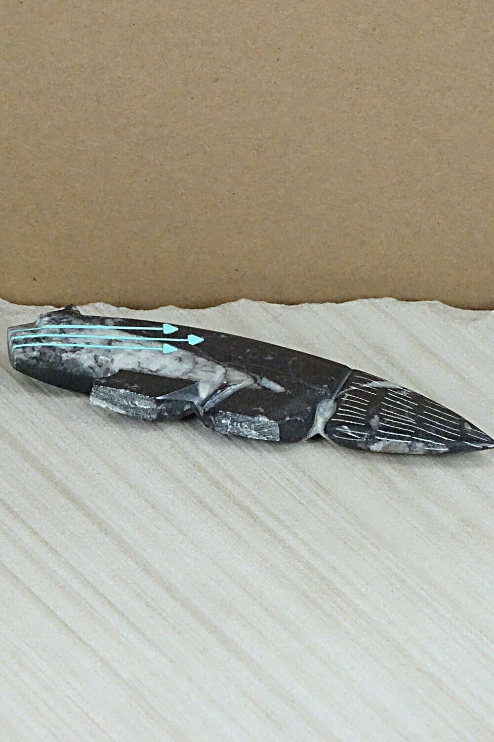 Wolf Zuni Fetish Carving - Kenric Laiwakete