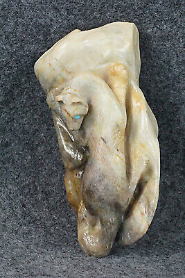 Wolf Zuni Fetish Carving - Wilfred Cheama