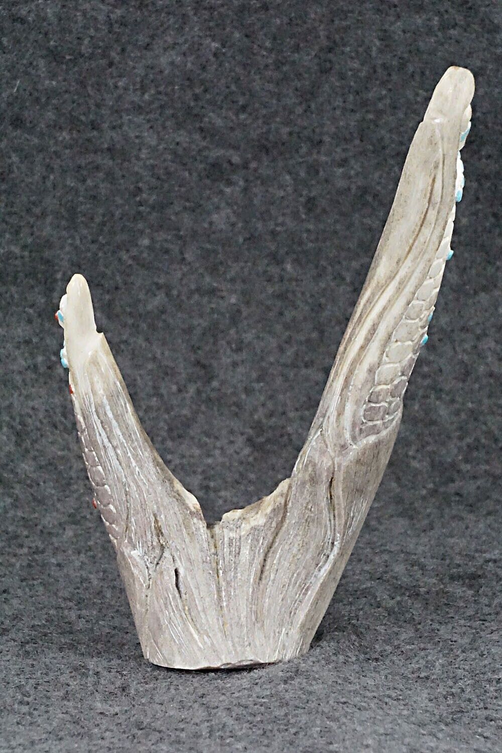 Corn Maiden Zuni Fetish Carving - Derrick Kaamasee