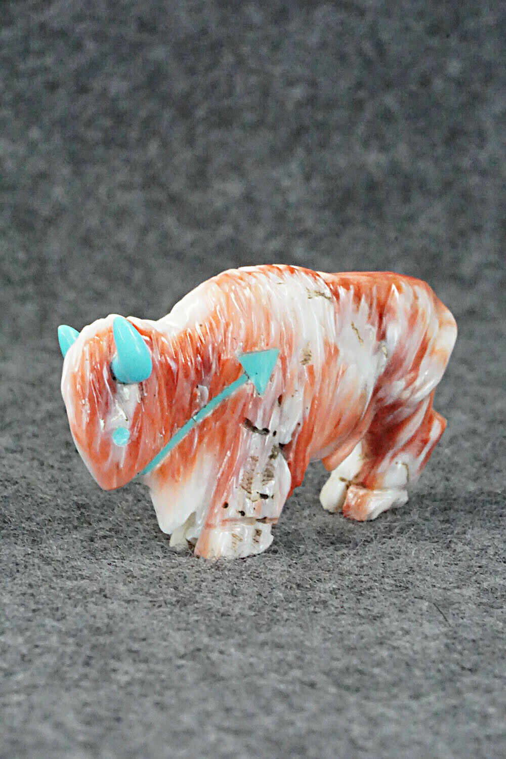 Buffalo Zuni Fetish Carving - Andres Quandelacy
