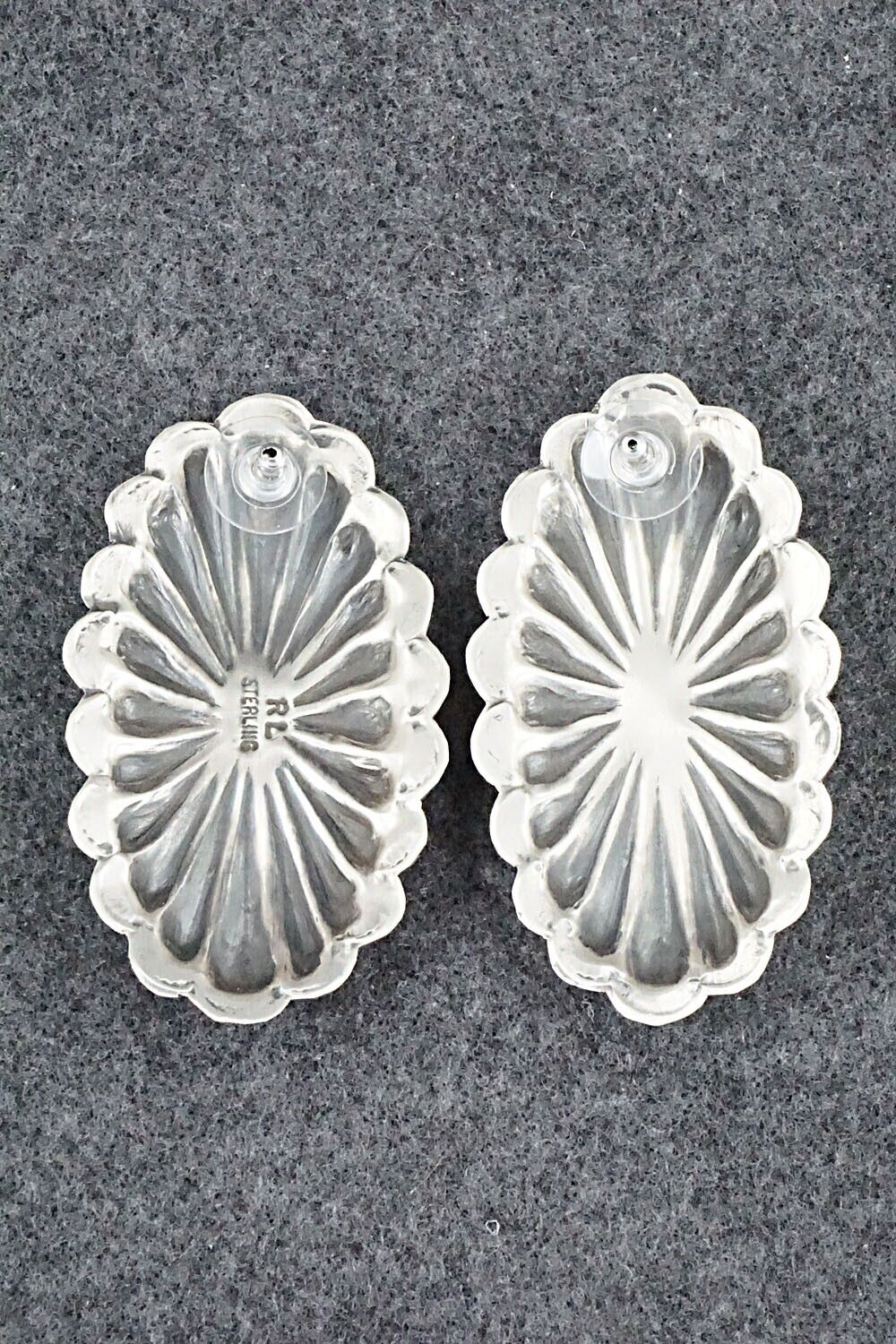 Spiny Oyster and Sterling Silver Earrings - Rita Lee