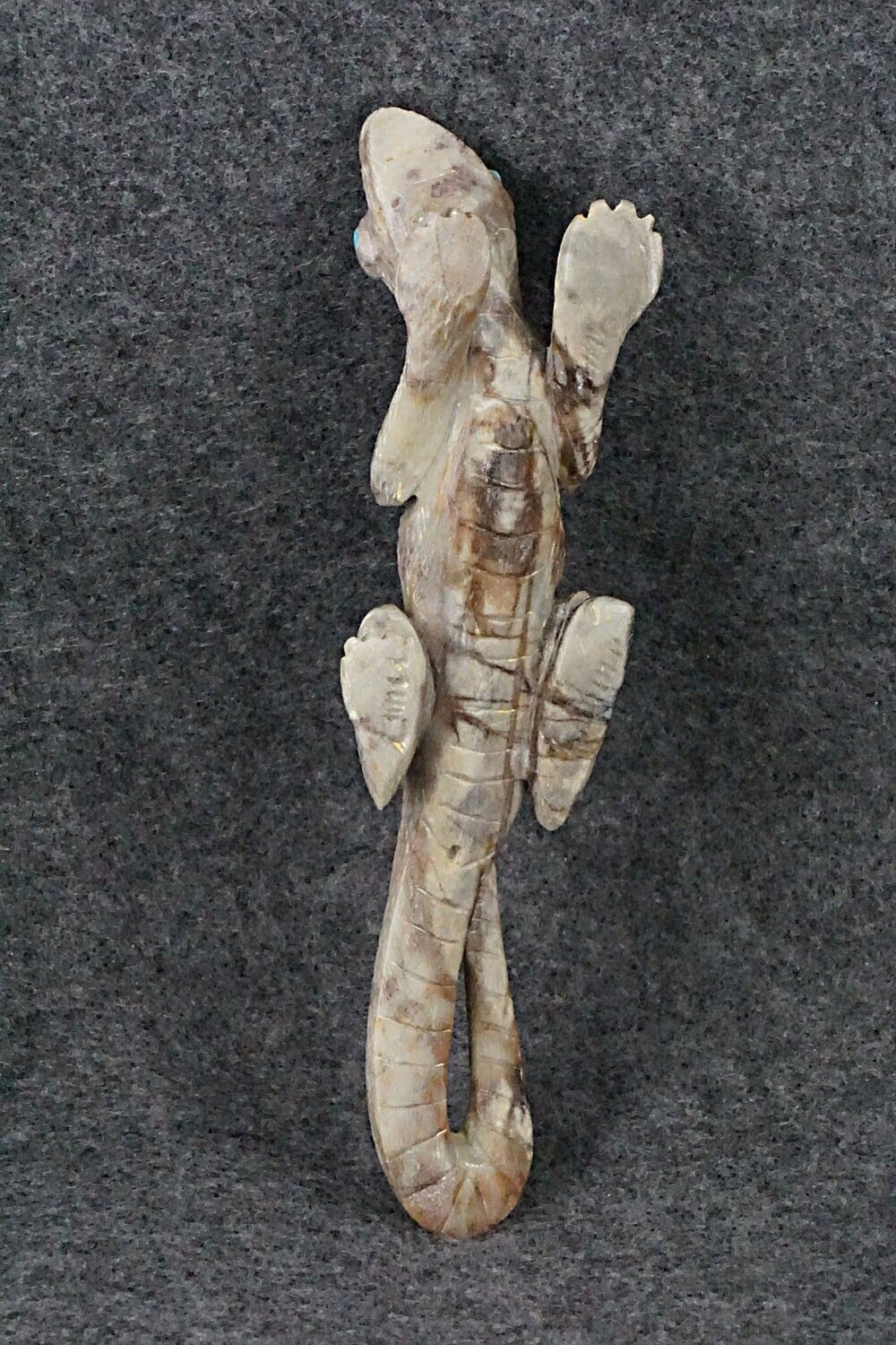 Lizard Zuni Fetish Carving - Lance Cheama