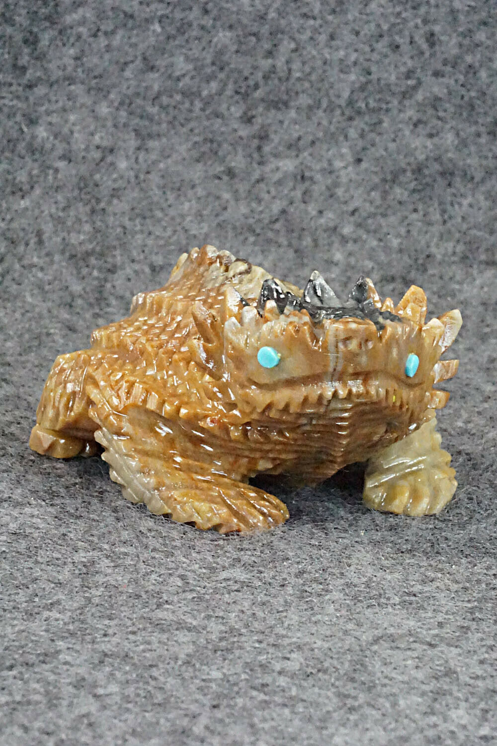 Horned Toad Zuni Fetish Carving - Alvin Haloo